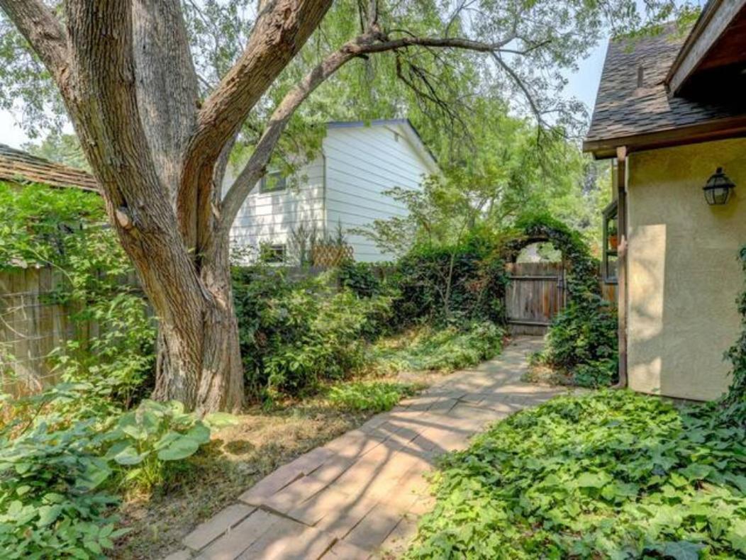 Experience Nirvana With Artwork Collections From Around The Globe Located In Lakewood Neighborhood In Se Boise Next To A Park, Minutes From Bown Crossing And The Boise River, 10 Minutes To Downtown, 4 Beds, Sleeps 8, Pets Welcome In Large Fenced In Y Exterior foto